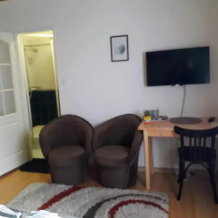 Na Střelnici Gasthof 2*