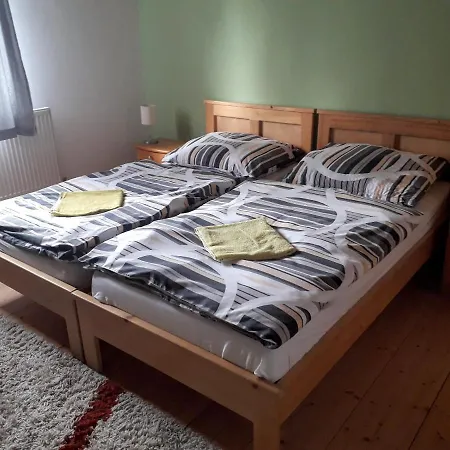 Vendégház Na Strelnici Poděbrady
