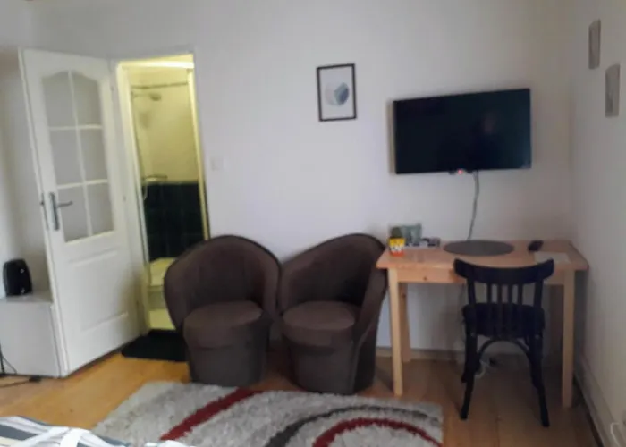 Na Strelnici Casa de hóspedes 3*